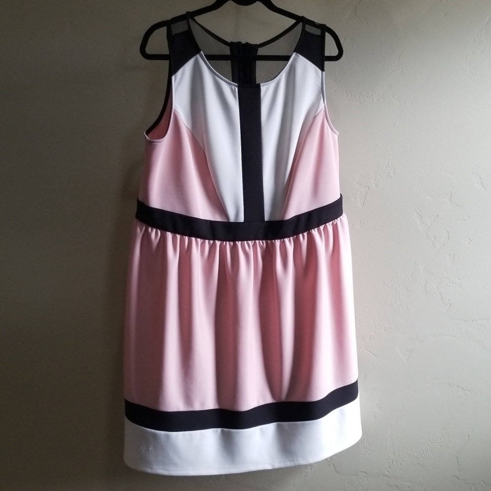 Sleeveless knee length dress